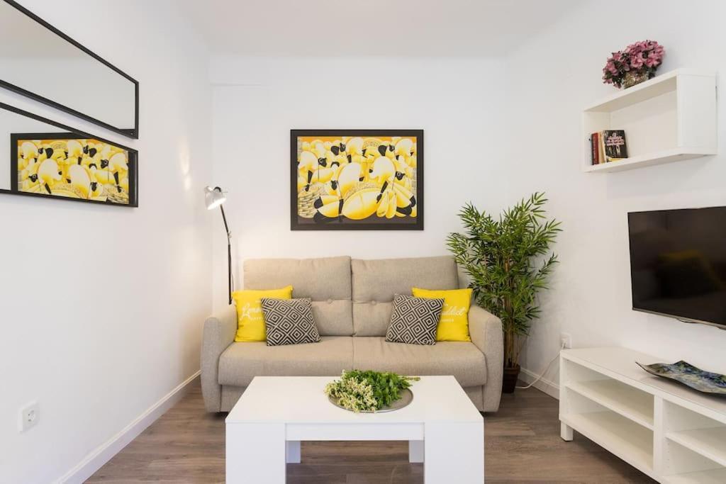 Apartamento Casco Historico , Playa Postiguet อาลิกันเต ภายนอก รูปภาพ