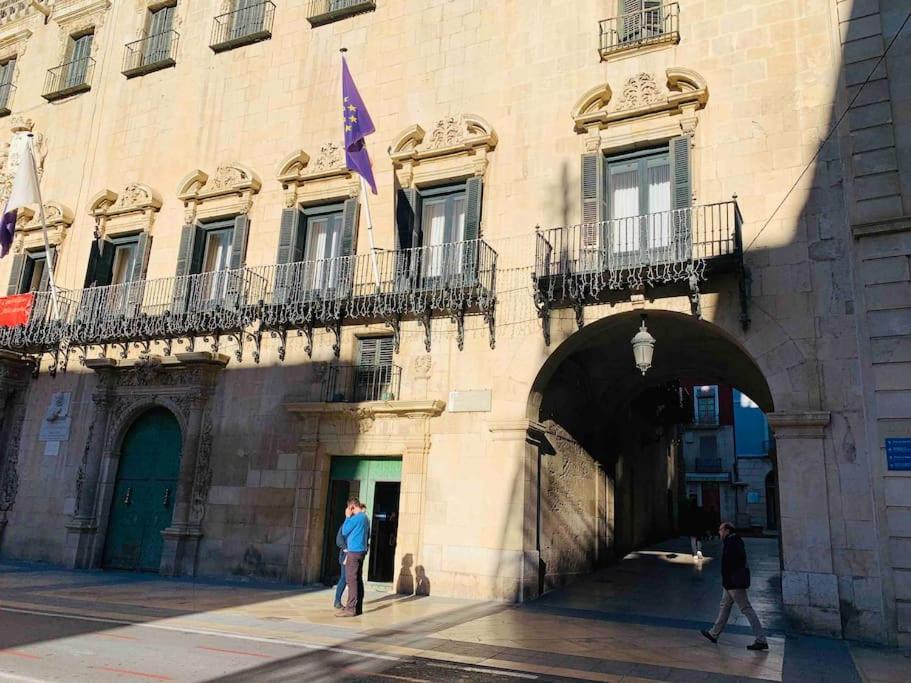Apartamento Casco Historico , Playa Postiguet อาลิกันเต ภายนอก รูปภาพ