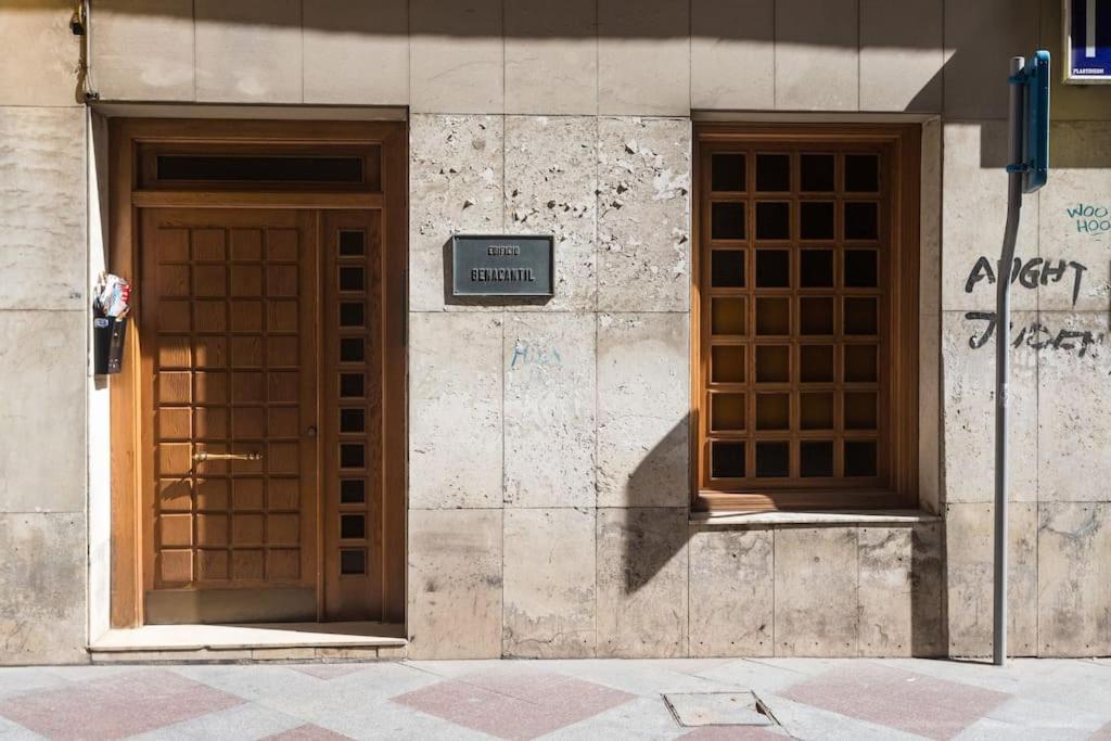 Apartamento Casco Historico , Playa Postiguet อาลิกันเต ภายนอก รูปภาพ