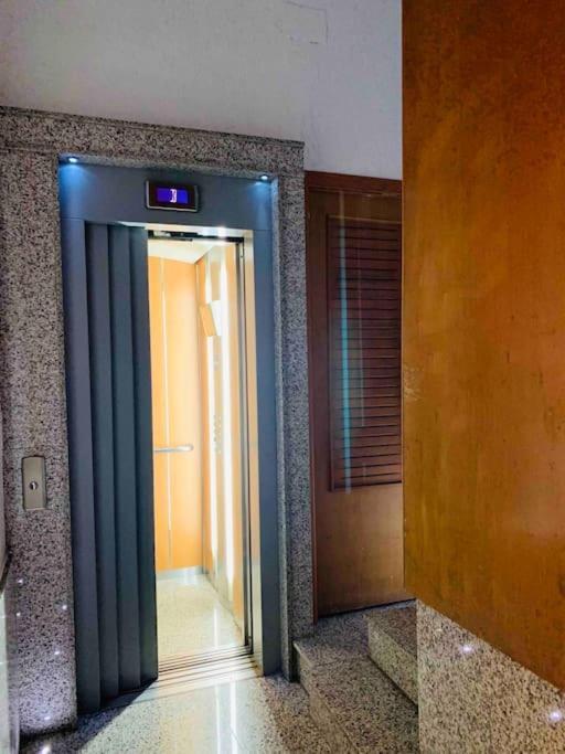 Apartamento Casco Historico , Playa Postiguet อาลิกันเต ภายนอก รูปภาพ
